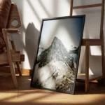 poster sommet montagne enneige encadre.webp