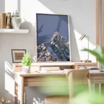 poster sommet neigeux montagnard bureau.webp