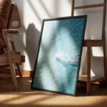 poster surfeur eau turquoise encadre.webp