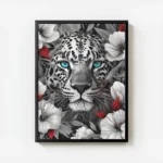 poster tete de leopard noir et blanc yeux bleus avec cadre.webp