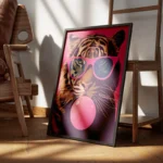 poster tigre lunettes roses encadre.webp