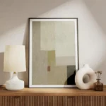 affiche abstraite aux tons neutres beige gris et vert olive avec un carre rouill meuble.webp