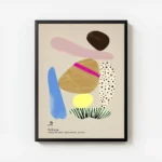 affiche abstraite avec des formes organiques roses bleues marron jaunes et des m avec cadre.webp