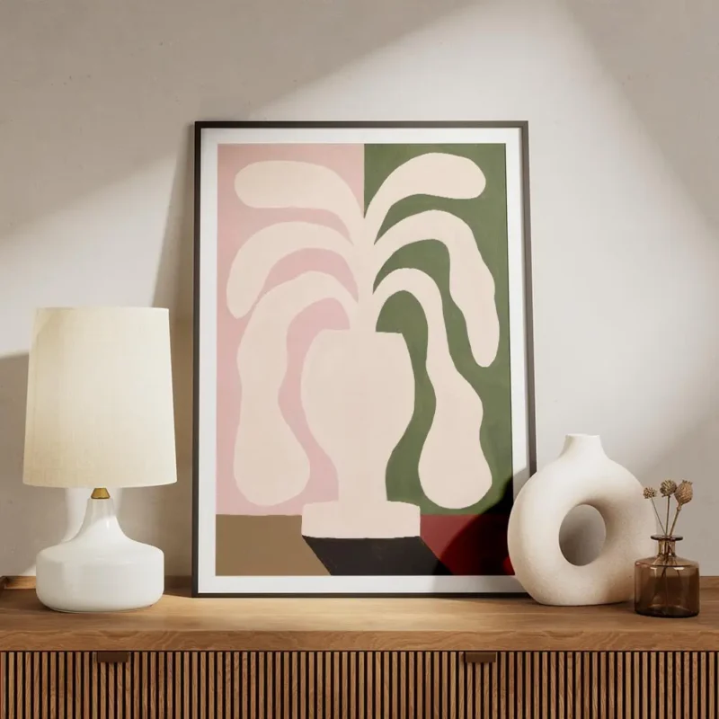 affiche abstraite avec une plante aux formes fluides dans un vase aux couleurs r meuble.webp
