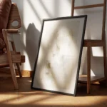 affiche abstraite beige avec des lignes noires blanches et des taches bleues encadre.webp