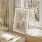 affiche abstraite beige avec des lignes noires blanches et des taches bleues salon beige.webp