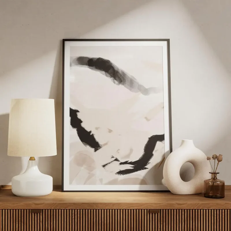 affiche abstraite beige avec des lignes ondulees noires et roses pour une decora meuble.webp