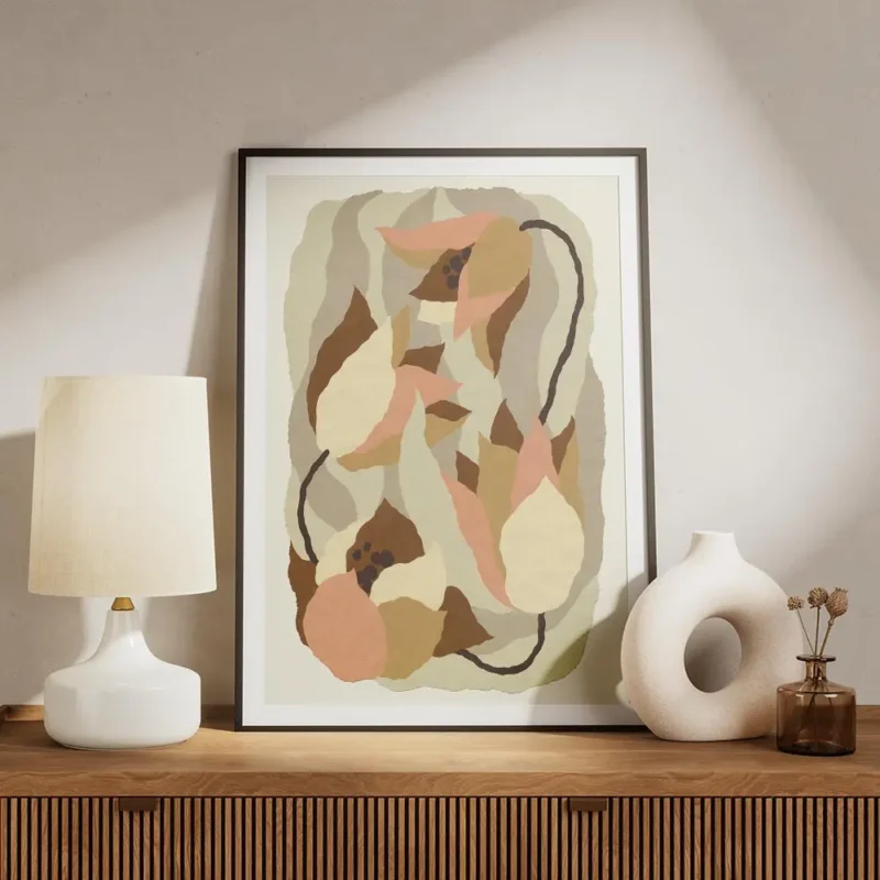 affiche abstraite de fleurs aux formes organiques tons pastel de rose beige et m meuble.webp