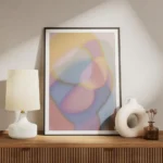 affiche abstraite de nuances douces et floues formes pastel etherees de rose ble meuble.webp