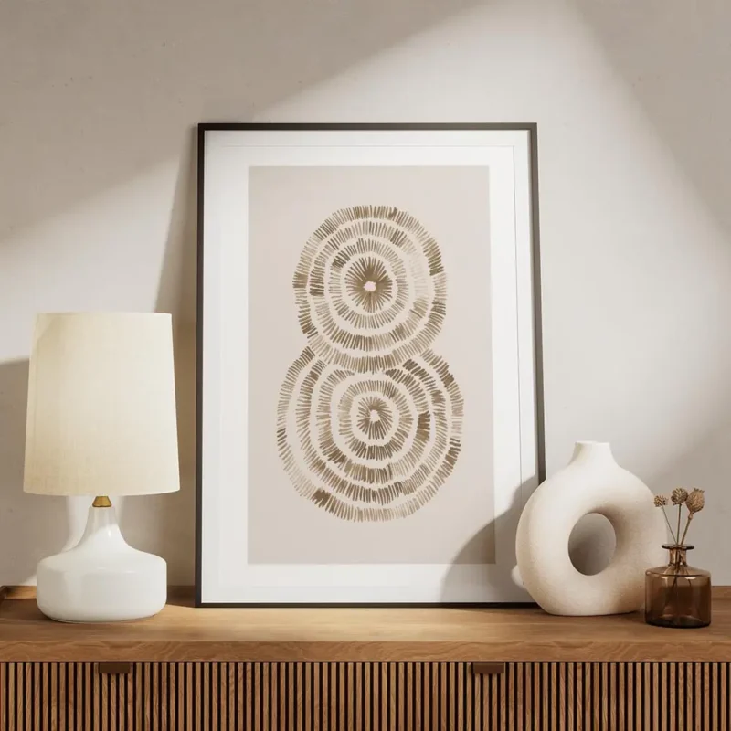 affiche abstraite deco avec deux formes circulaires superposees de couleur marro meuble.webp