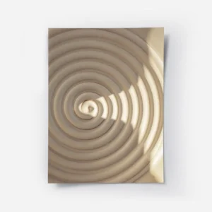 affiche abstraite dune spirale beige avec des ombres marquees creant un effet de.webp
