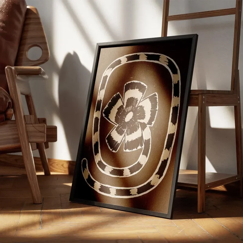 affiche abstraite marron avec un motif floral stylise et une spirale rayee beige encadre.webp