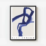 affiche abstraite avec des formes bleues sur un fond beige typographie noire en avec cadre.webp