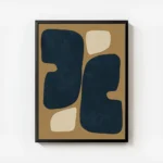 affiche abstraite avec des formes organiques arrondies bleu fonce et beige sur u avec cadre.webp