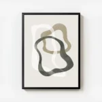 affiche abstraite avec des formes organiques irregulieres en vert beige et blanc avec cadre.webp