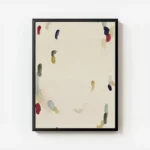 affiche abstraite avec des touches de peinture organiques rouges vertes bleues e avec cadre.webp