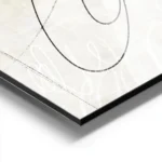 affiche abstraite beige avec un texte artistique noir et blanc en typographie cu aluminium.webp