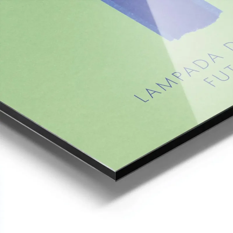 affiche abstraite dune lampe de table futuriste bleue sur fond vert style dani k aluminium.webp