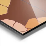 affiche abstraite dune personne aux tons verts et marrons entouree de toile de f aluminium.webp