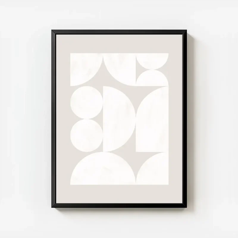 affiche abstraite geometrique avec des formes blanches et beiges avec cadre.webp