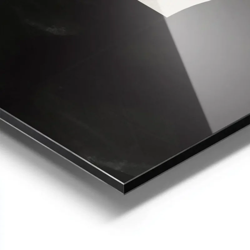 affiche abstraite minimaliste avec des formes graphiques organiques en noir et b aluminium.webp