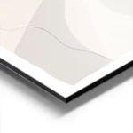 affiche abstraite moderne en tons beiges et gris avec des formes organiques et d aluminium.webp