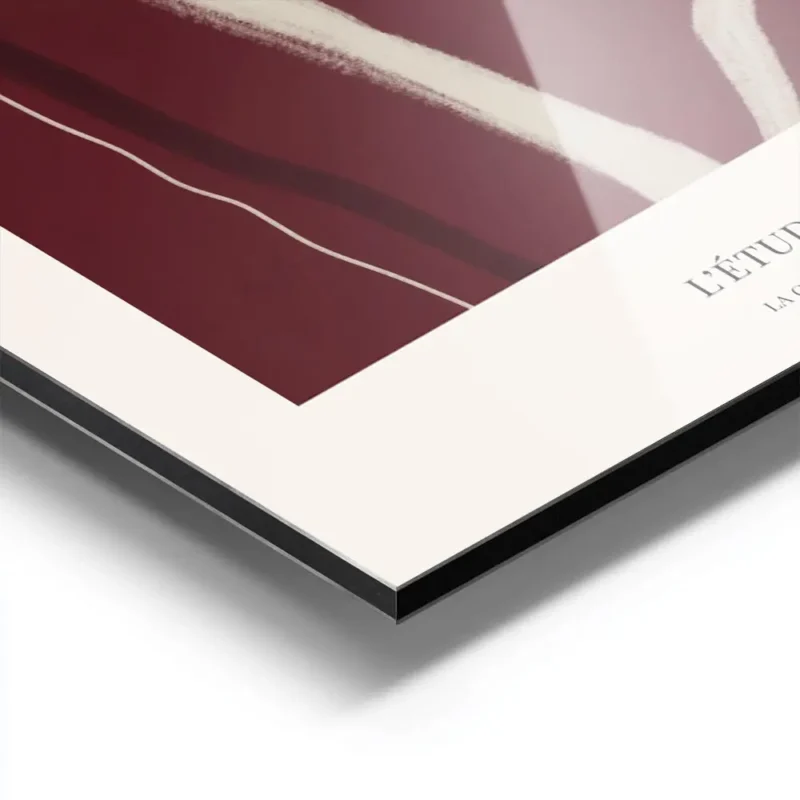 affiche abstraite rouge no1 avec des lignes claires sur fond rouge fonce et text aluminium.webp