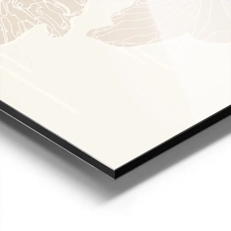 affiche adele naidoo trois fleurs blanches stylisees en art lineaire beige sur f aluminium.webp