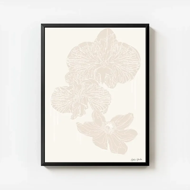 affiche adele naidoo trois fleurs blanches stylisees en art lineaire beige sur f avec cadre.webp