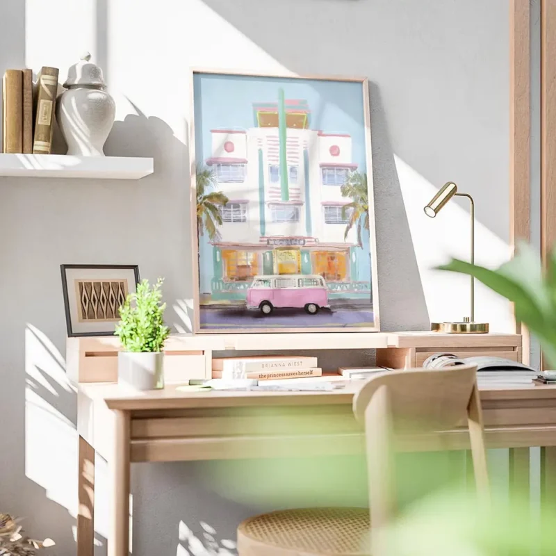affiche ambiance ocean van rose vintage devant un batiment blanc style aquarelle bureau.webp
