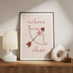 affiche amore mio avec typographie rose et arc de cupidon fleche avec c ur roman meuble.webp