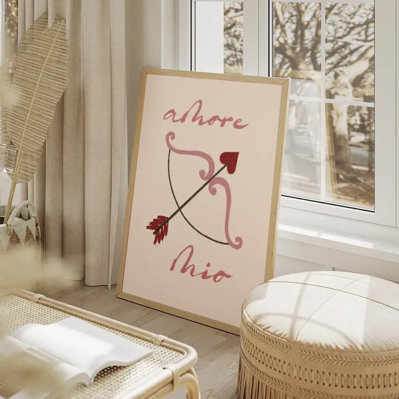 affiche amore mio avec typographie rose et arc de cupidon fleche avec c ur roman salon beige.webp