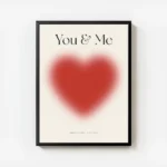 affiche amour avec un grand c ur rouge flou et le texte you me en typographie no avec cadre.webp