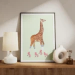 affiche amusante dune girafe sur des rollers roses avec chaussettes rayees blanc meuble.webp