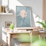 affiche apaisante doiseaux noirs sur un fil electrique devant une pleine lune ro bureau.webp