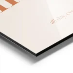 affiche apero de typographie pechue avec texte happy hour en gras et all day eve aluminium.webp