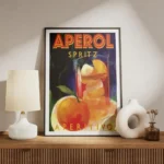 affiche aperol spritz de marco marella typographie orange sur fond bleu verre de meuble.webp