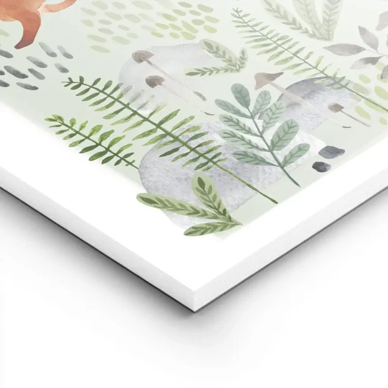 affiche aquarelle de trois renards roux courant dans une foret verte avec arbres lightpanel.webp