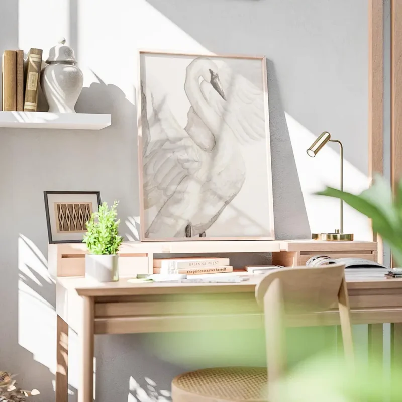 affiche aquarelle dun cygne blanc delicat avec ses ailes deployees couleurs douc bureau.webp