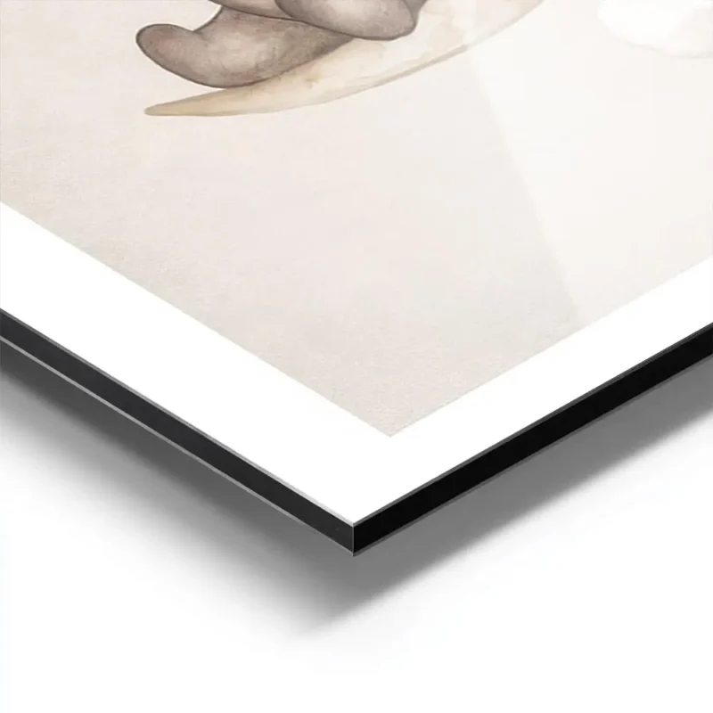 affiche aquarelle dun ours souriant assis sur une lune entoure de nuages sur fon aluminium.webp