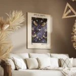 affiche arts crafts avec motif floral et oiseaux bleus verts et orange sur fond salon.webp