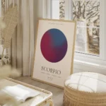 affiche astrologique scorpion avec un globe degrade rose violet bleu et texte ty salon beige.webp