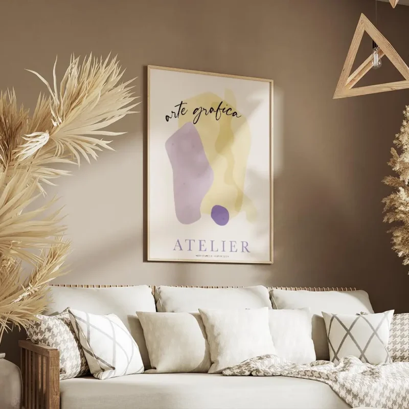 affiche atelier art no2 avec des formes graphiques en jaune et violet et du text salon.webp