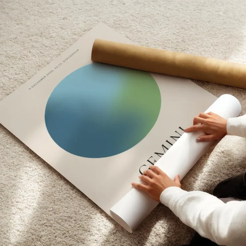 affiche aura energy gemeaux avec globe bleu et vert typographie gemeaux et symbo enroule.webp