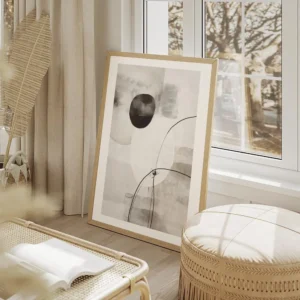 affiche aux formes abstraites monochromes en gris noir et blanc avec effet de co salon beige.webp