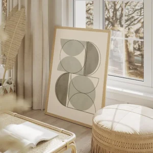 affiche aux formes geometriques vertes avec des lignes noires sur un fond beige salon beige.webp