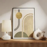 affiche avec cercle et arche dores lignes noires et forme verte sur fond beige meuble.webp
