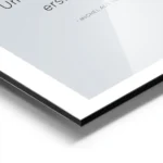 affiche avec citation de michel aus lonneberga en typographie noire sur fond gri aluminium.webp