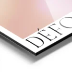 affiche avec degrade de couleurs orange rose et jaune aux textures granuleuses t aluminium.webp