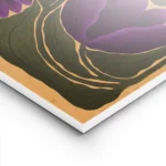 affiche avec des fleurs violettes et des feuilles vert fonce aux contours clairs lightpanel.webp